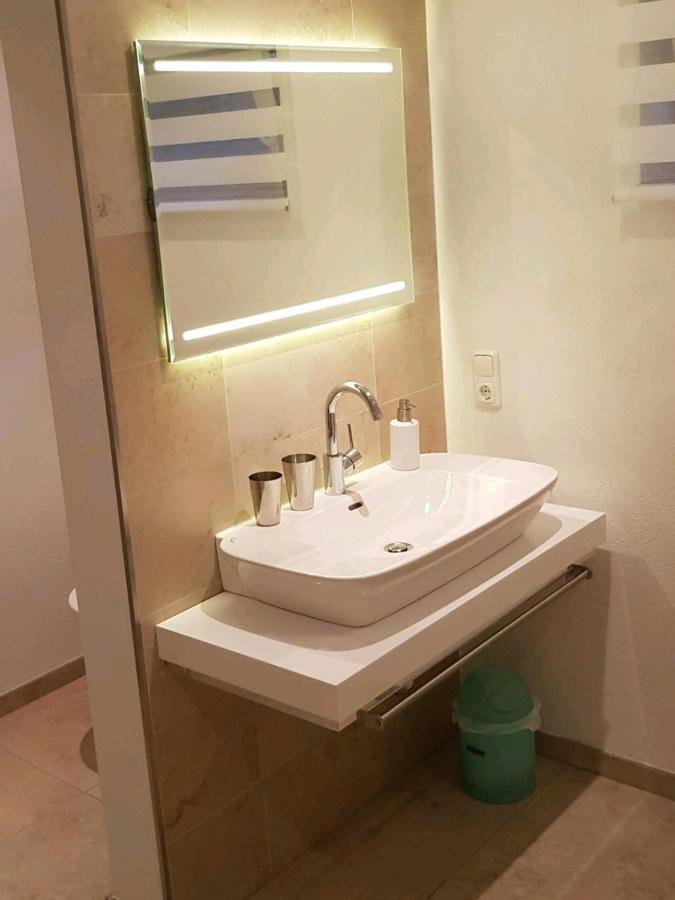 Stilvolles Apartment "Romantic" Neukirchen vorm Wald ภายนอก รูปภาพ